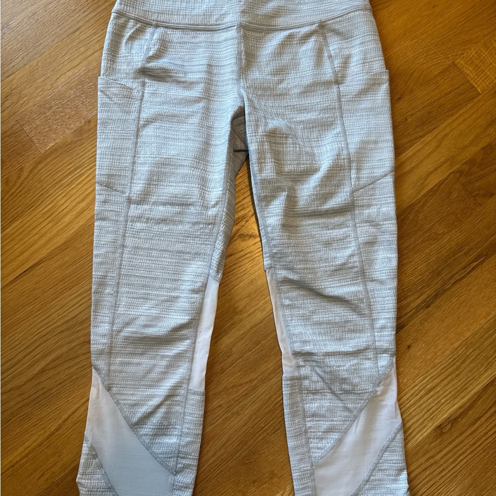 Athleta Light Gray Textured Leggings